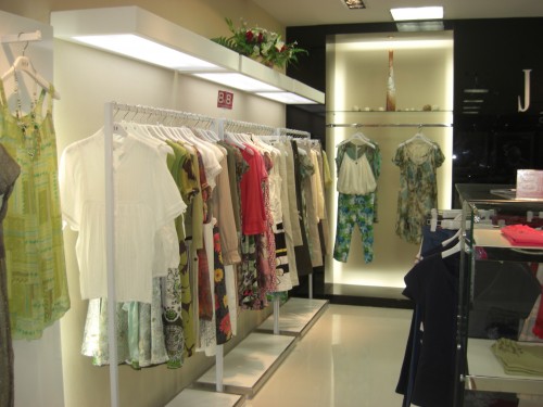 JOYO女装店铺展示