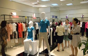 伊果女装店铺展示