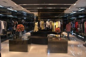 FLAVIO CASTELLANI店铺