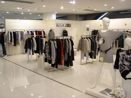 卡祺女装店铺展示