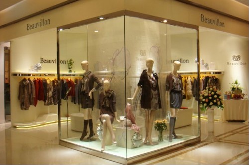 必梵珑女装店铺展示
