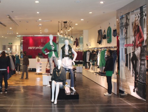 HITWON女装店铺展示