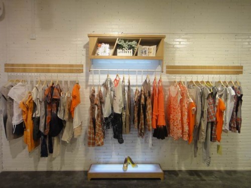 绮籽女装店铺形象