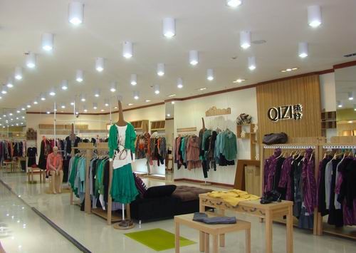 绮籽女装店铺形象