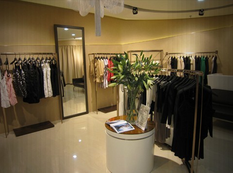 摩纳女装店铺形象