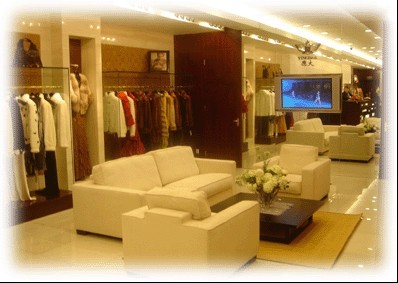 应大女装店铺展示