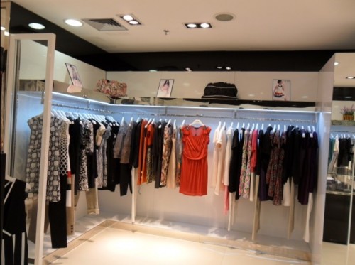 JOYO女装店铺展示