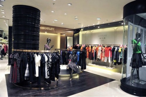 慕托丽女装店铺展示