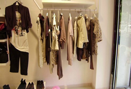 SUPPOSE女装店铺形象