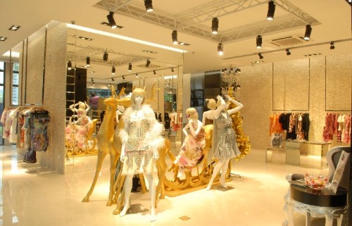 斐凡妮女装店铺展示