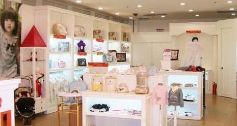 汤姆故事童装店铺展示