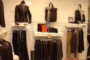 STREET TRIBE- 街头部落店铺