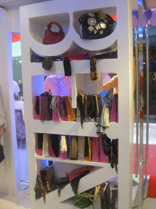 芘筃女装店铺展示