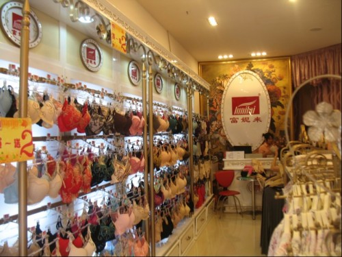 富妮来内衣店铺展示