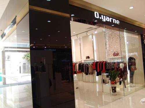 欧雅尼女装店铺展示