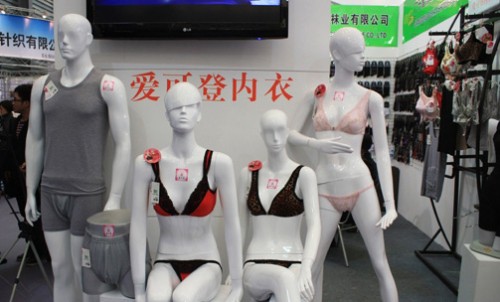 爱可登内衣店铺展示