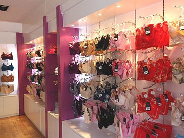 葆瑞内衣店铺展示