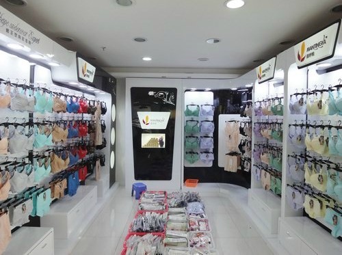 蔓婷雅内衣店铺展示