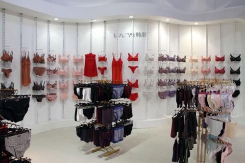 韩彩内衣店铺形象