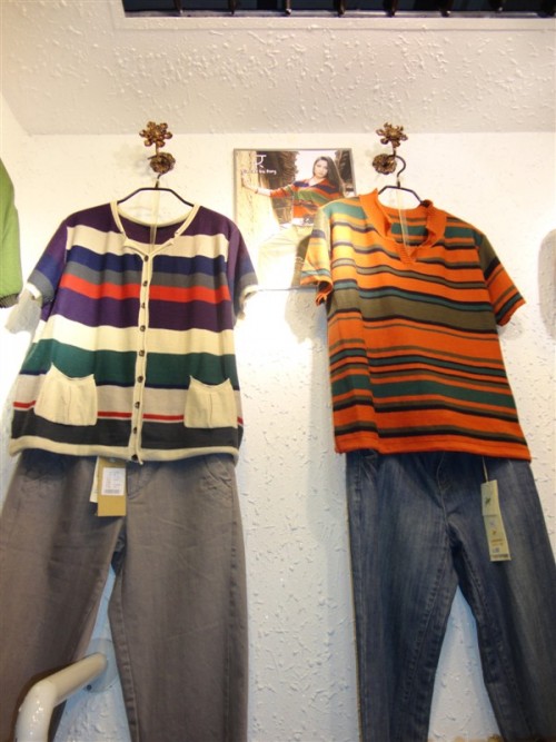 杰然不同女装店铺展示