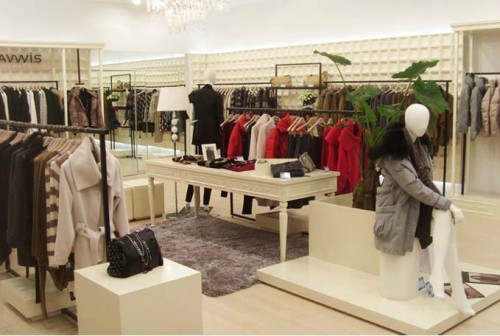 品智女装店铺展示