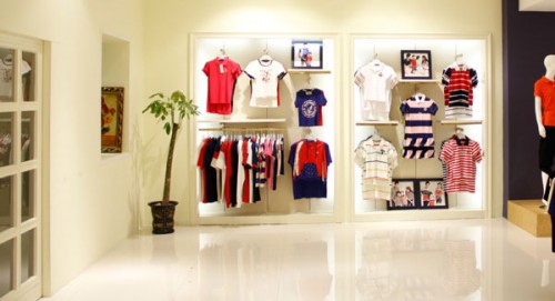 幽妮蔻童装店铺展示