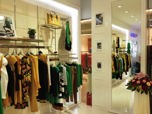 婉枫女装店铺形象