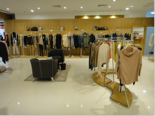 G+BG女装店铺形象