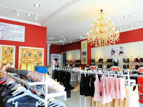 素芮内衣店铺展示