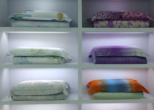 雪竹内衣店铺展示