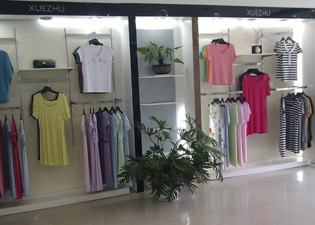 雪竹内衣店铺展示