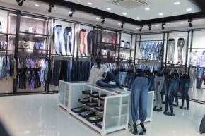 马克纽圣-Marcnewson店铺