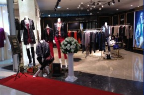 顿妮娅-DONEED店铺