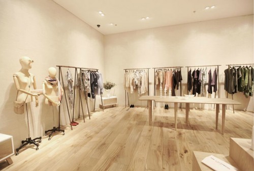 EIN言女装店铺形象