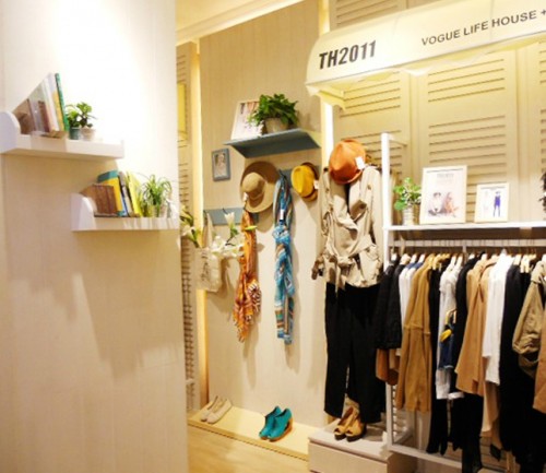 TH2011女装店铺展示