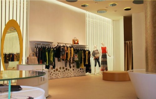 茜茜沃女装店铺展示