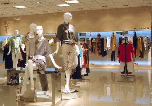 舒朗女装店铺形象