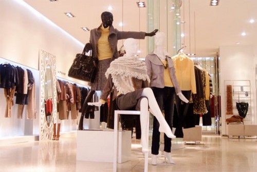 舒朗女装店铺形象