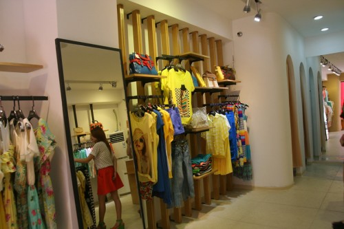 索兰迪女装店铺展示