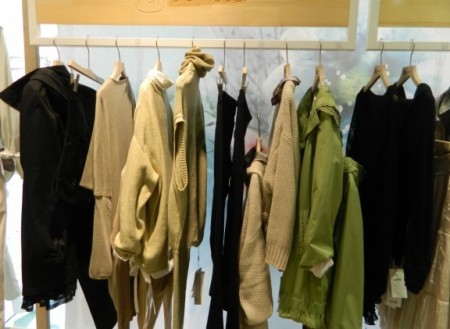 片断女装店铺展示