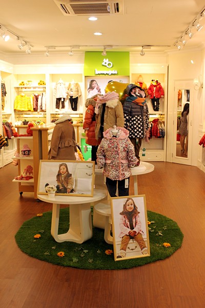 Homepage童装店铺形象