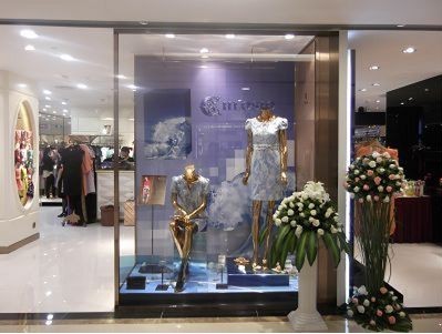 克劳西女装店铺展示