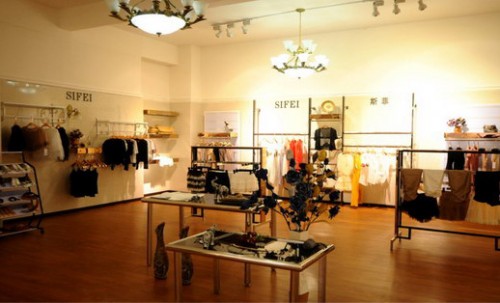 古斯菲女装店铺展示