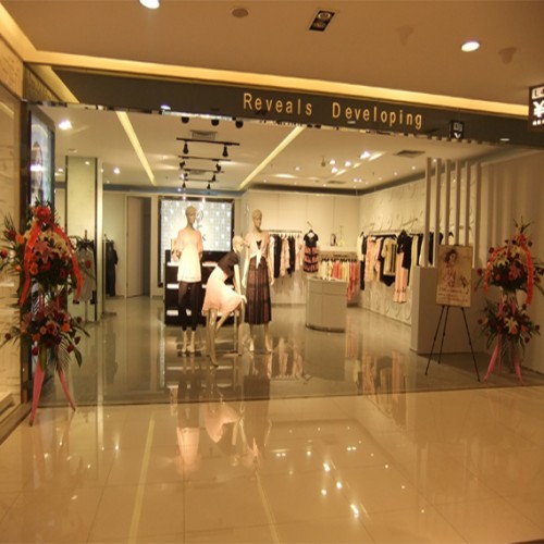 24K女装店铺展示