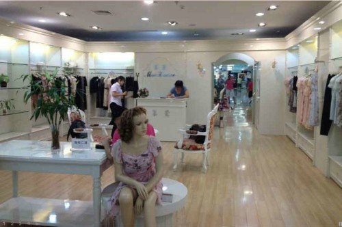 慕萱女装店铺形象