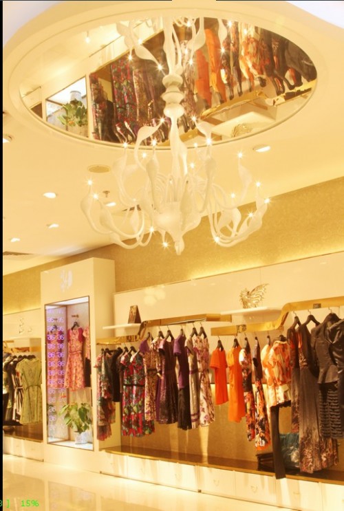 司歌女装店铺展示