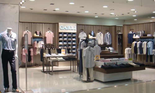卡拉利男装店铺展示