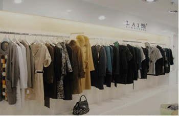 LAI睐女装店铺展示