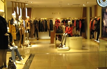 FACILE女装店铺形象