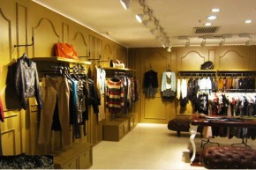 圣卡萝-ST.CAROL店铺